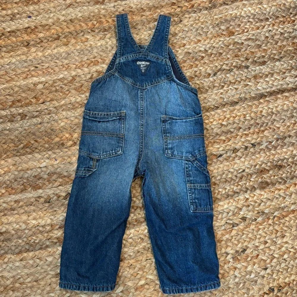 OshKosh Bgosh osh kosh